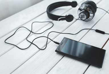 说实话，我没想到会这样：——凌晨两点一条匿名投稿，让我彻底退群